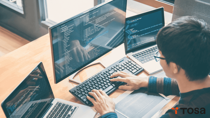 Python News: How New APIs are Revolutionizing LLM Fine-Tuning for Developers