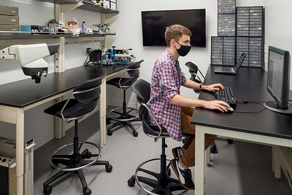 Cybersecurity developer at computer - MS in Cybersecurity Engineering | WashU Computer Science & Engineering